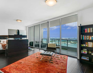 900 Biscayne Boulevard - Photo Thumbnail 17