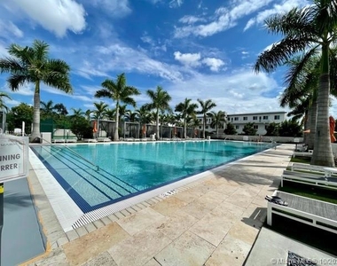 6450 Nw 102 Path - Photo Thumbnail 18