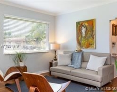 1810 Sw 32nd Ct - Photo Thumbnail 6