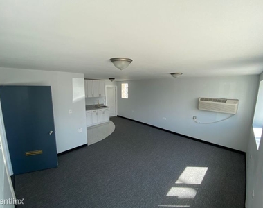 2945 West Peterson Ave Suite 100 - Photo Thumbnail 1