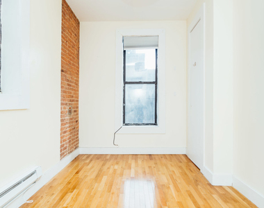 788 Park Pl - Unit: 17 - Photo Thumbnail 1