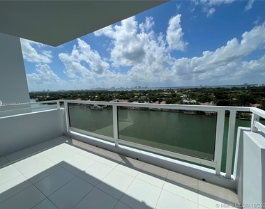 5700 Collins Ave - Photo Thumbnail 7