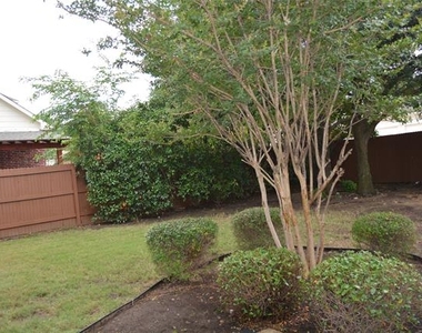 2713 Stanford Drive - Photo Thumbnail 15