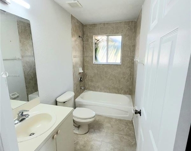 8932 Sw 215th Ln #8932 - Photo Thumbnail 18