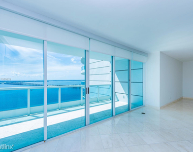 2127 Brickell Ave - Photo Thumbnail 9