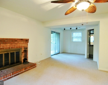 370 Park Street Ne - Photo Thumbnail 13