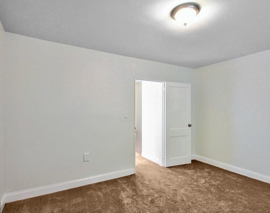 3420 Hilldale Place - Photo Thumbnail 19