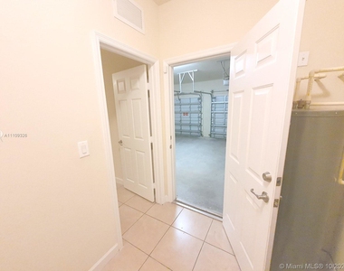 22746 Sw 92nd Pl - Photo Thumbnail 13