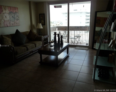 401 Ocean Dr - Photo Thumbnail 7