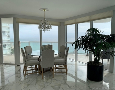 16425 Collins Ave - Photo Thumbnail 3