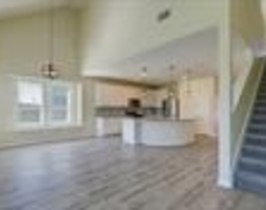 8528 Lagosta Lane - Photo Thumbnail 3