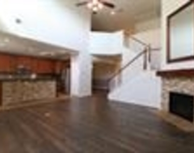 24707 Crystal Leaf Ln - Photo Thumbnail 3