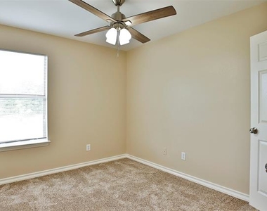 7717 Stanley Court - Photo Thumbnail 21