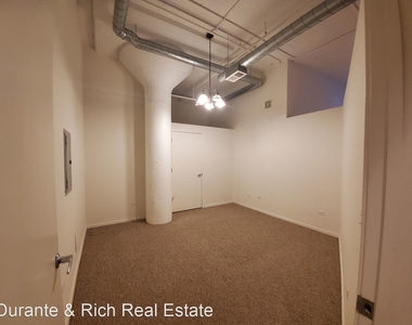 2323 W. Pershing Rd Unit 101 - Photo Thumbnail 14