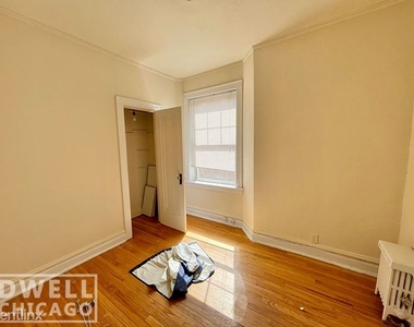 1029 W North Shore - Photo Thumbnail 4