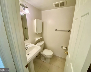 2706 Silverdale - Photo Thumbnail 16