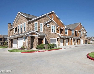 8585 Sienna Springs Blvd - Photo Thumbnail 0