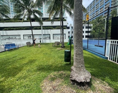 2101 Brickell Ave - Photo Thumbnail 17