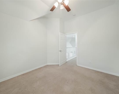 819 Soapberry Drive - Photo Thumbnail 33