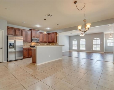 4108 Comanche Drive - Photo Thumbnail 14