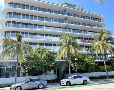 1 E Collins Ave - Photo Thumbnail 50