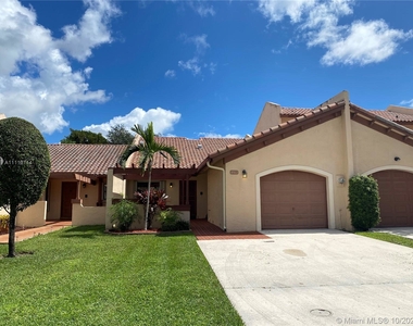 8553 Sw 115th Ct - Photo Thumbnail 1