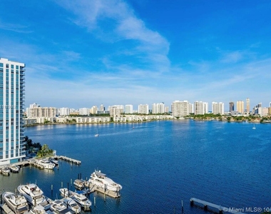 17111 Biscayne Blvd - Photo Thumbnail 1