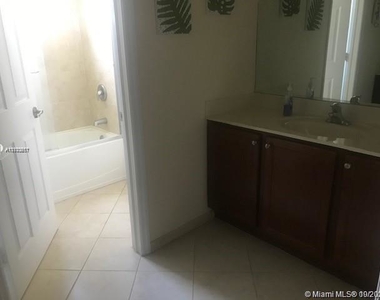 11923 Sw 155th Ct - Photo Thumbnail 14