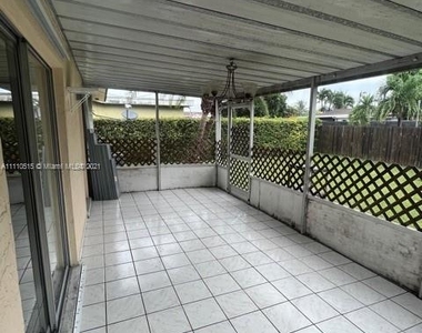 3823 Sw 89 Ct - Photo Thumbnail 15