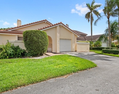 17329 Nw 62nd Ct - Photo Thumbnail 0