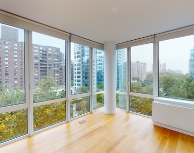 775 Columbus Avenue - Photo Thumbnail 5