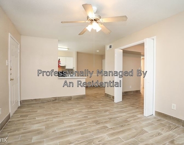 1415 Greens Pkwy - Photo Thumbnail 12