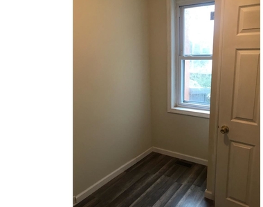 2959 Mercer Street - Photo Thumbnail 5