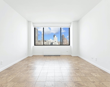 245 East 58th Street - Photo Thumbnail 4