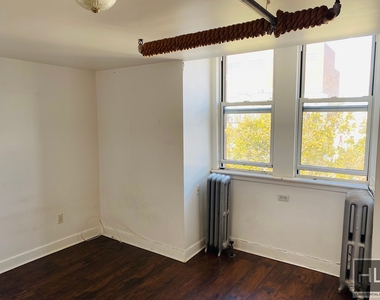 188 Lefferts Place - Photo Thumbnail 1