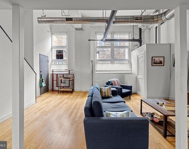 810 N Hancock Street - Photo Thumbnail 7