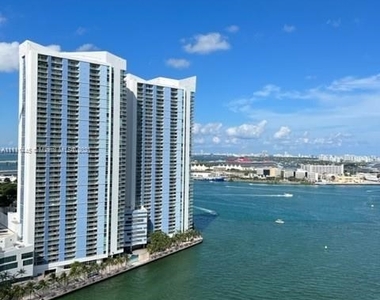 901 Brickell Key Blvd  #2605 - Photo Thumbnail 4