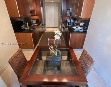 901 Brickell Key Blvd  #2605 - Photo Thumbnail 12