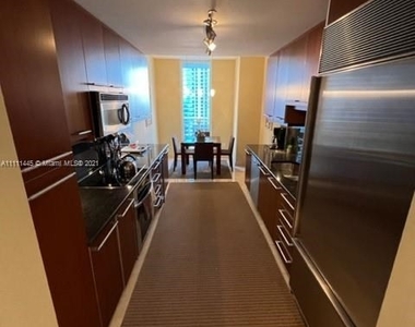 901 Brickell Key Blvd  #2605 - Photo Thumbnail 11