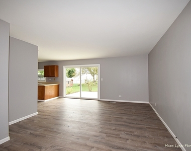 1479 Farrington Lane - Photo Thumbnail 2