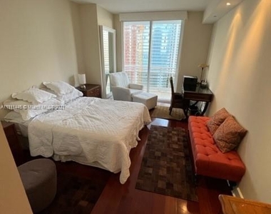 901 Brickell Key Blvd - Photo Thumbnail 13