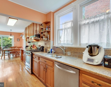 4405 Garrison St Nw - Photo Thumbnail 4