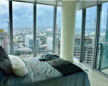 888 Biscayne Blvd - Photo Thumbnail 10