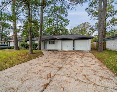 23039 Berry Pine Drive - Photo Thumbnail 2