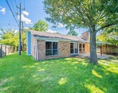 3700 Allenbrook Drive - Photo Thumbnail 29