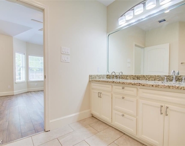 10572 Twin Oak Drive - Photo Thumbnail 36