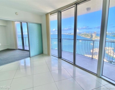 1750 N Bayshore Drive 2202 - Photo Thumbnail 3