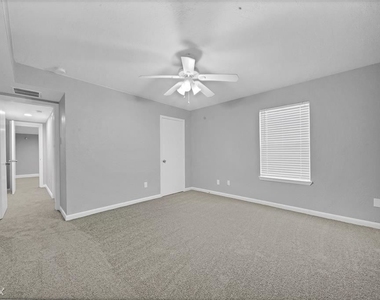 1502 Chippawa Lane - Photo Thumbnail 12