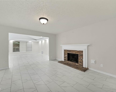 2720 Hot Springs Drive - Photo Thumbnail 6