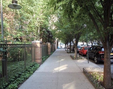 East 102nd Street - Photo Thumbnail 11